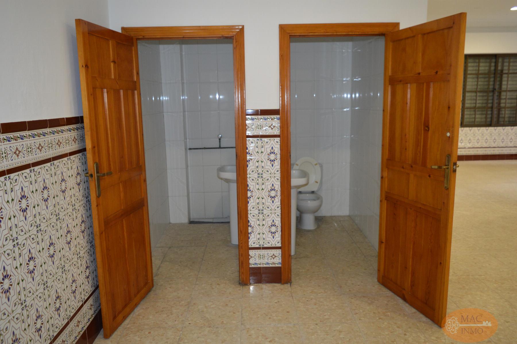 For sale of house in Puerto Serrano