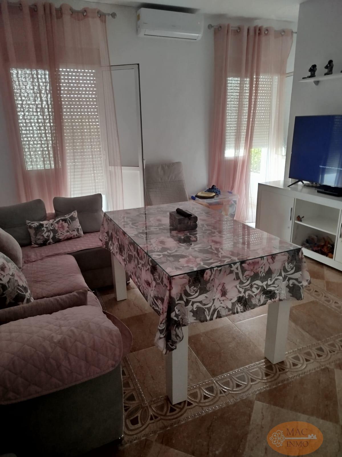 For sale of house in Puerto Serrano
