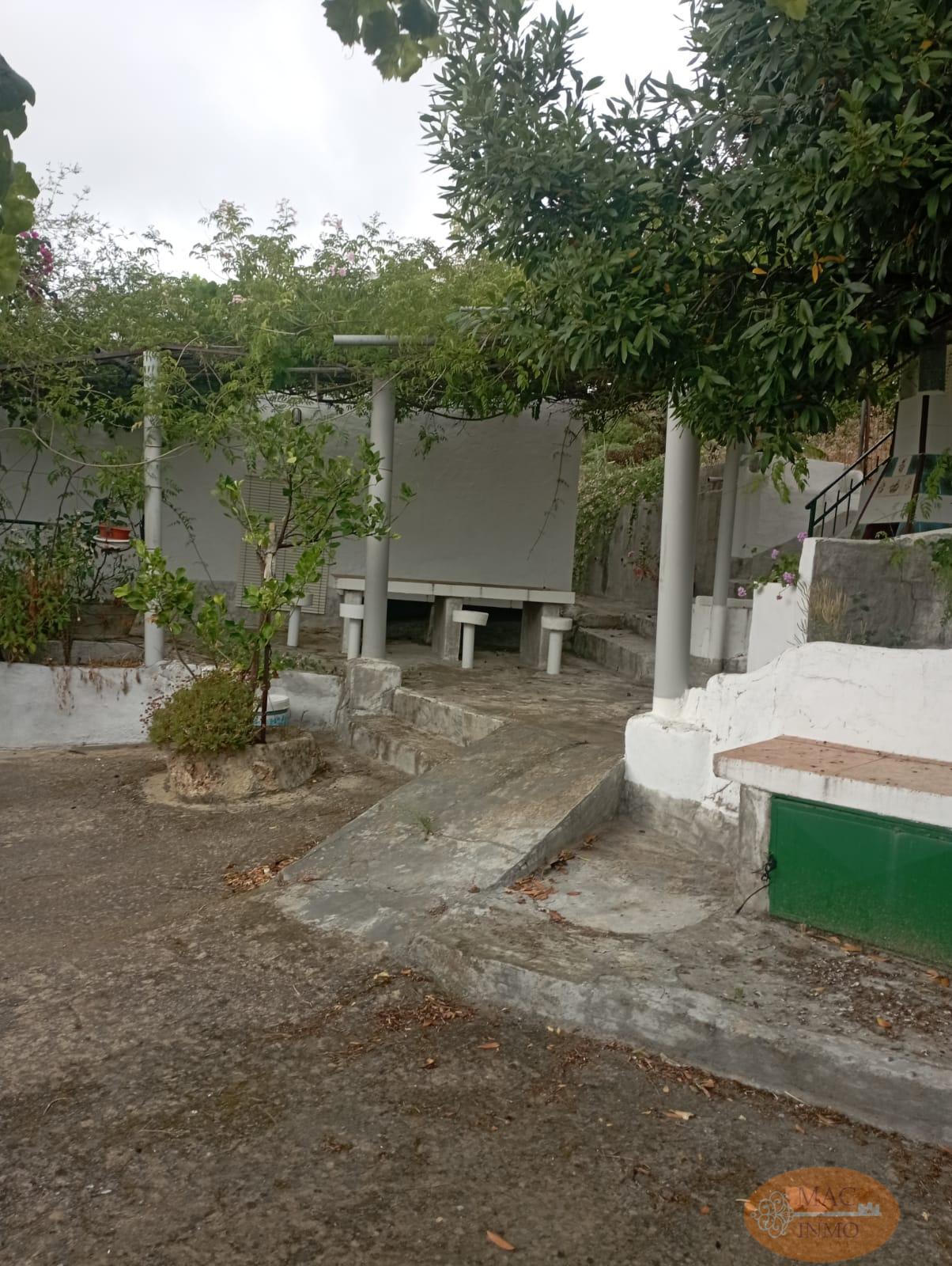 For sale of rural property in Puerto Serrano