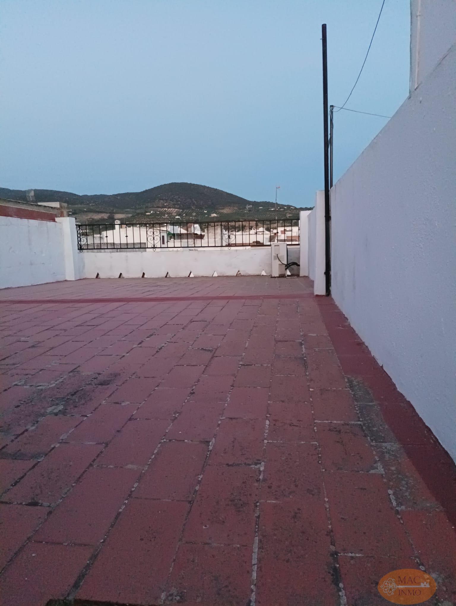 For sale of house in Puerto Serrano
