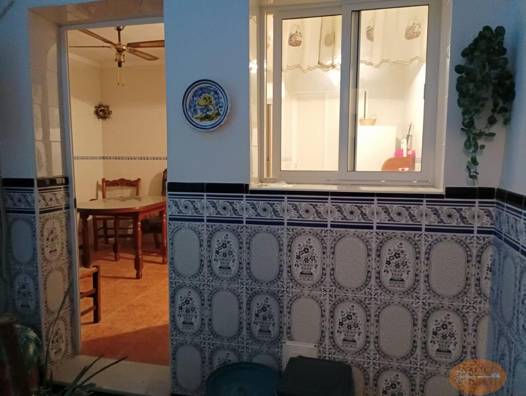 For sale of house in Puerto Serrano