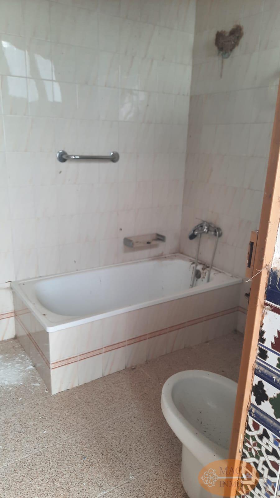 For sale of house in Puerto Serrano