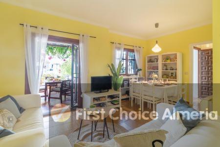 For sale of villa in Mojácar