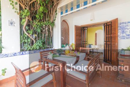 For sale of villa in Mojácar
