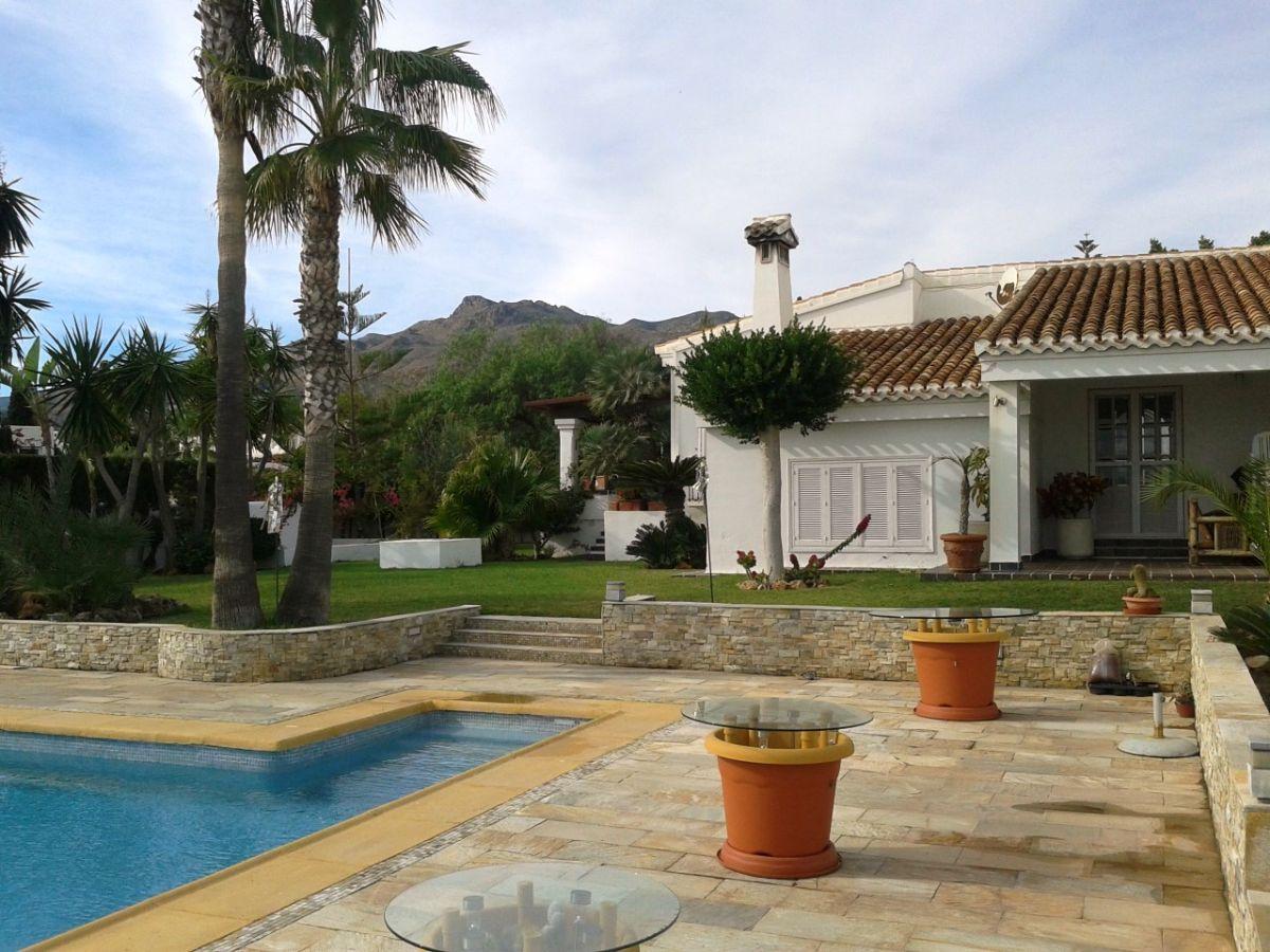 Venta de villa en Mojácar