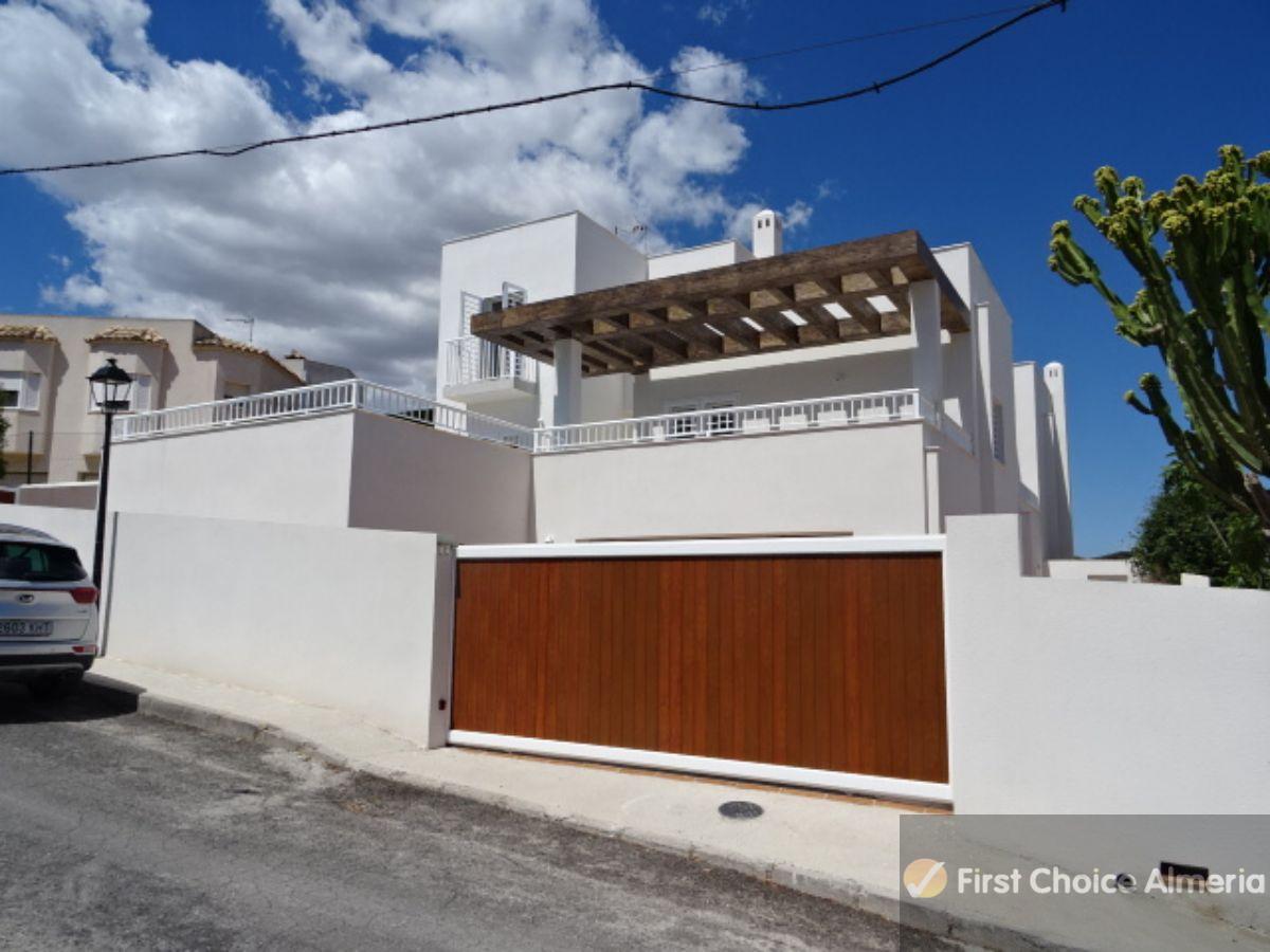 For sale of chalet in Mojácar