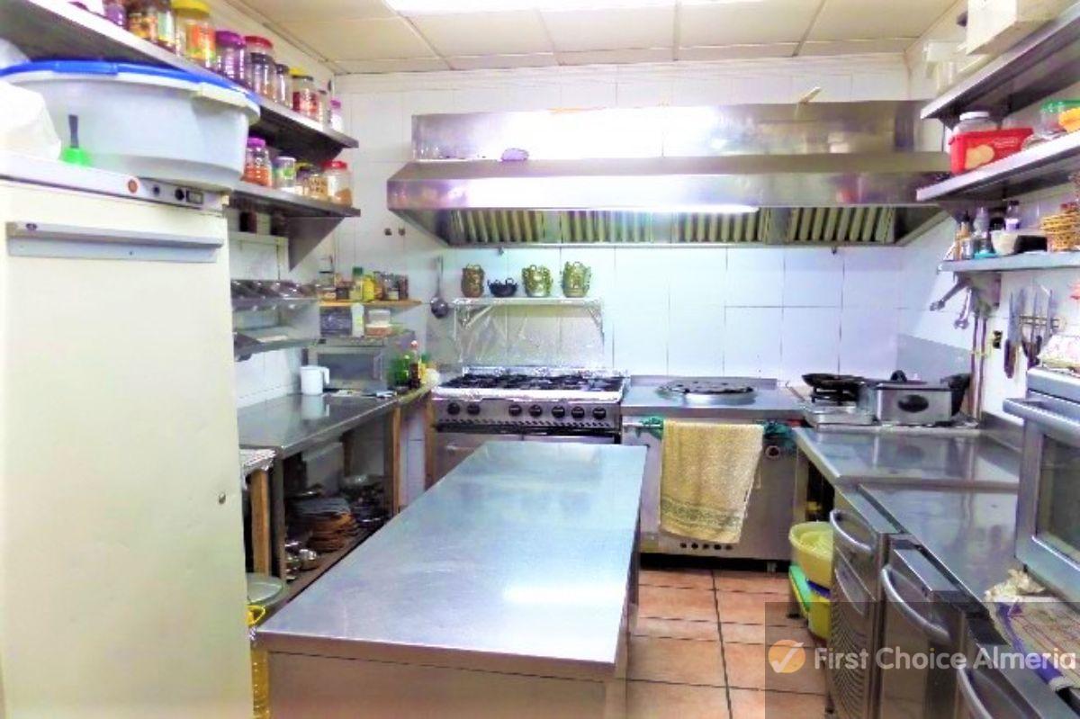 Venta de local comercial en Mojácar