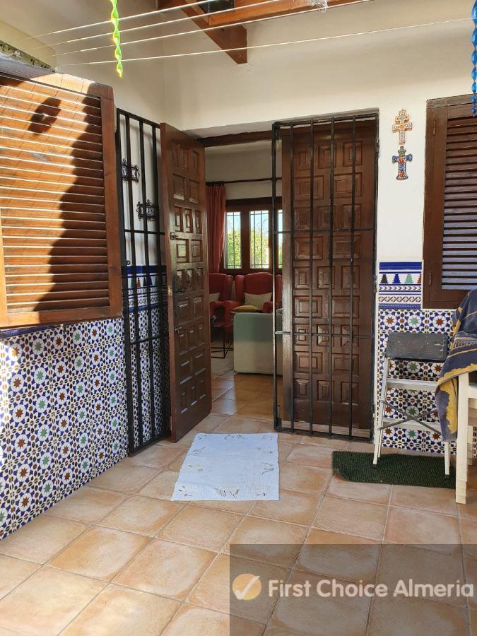 Venta de villa en Vera