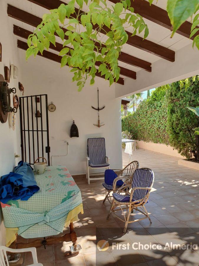 For sale of villa in Vera