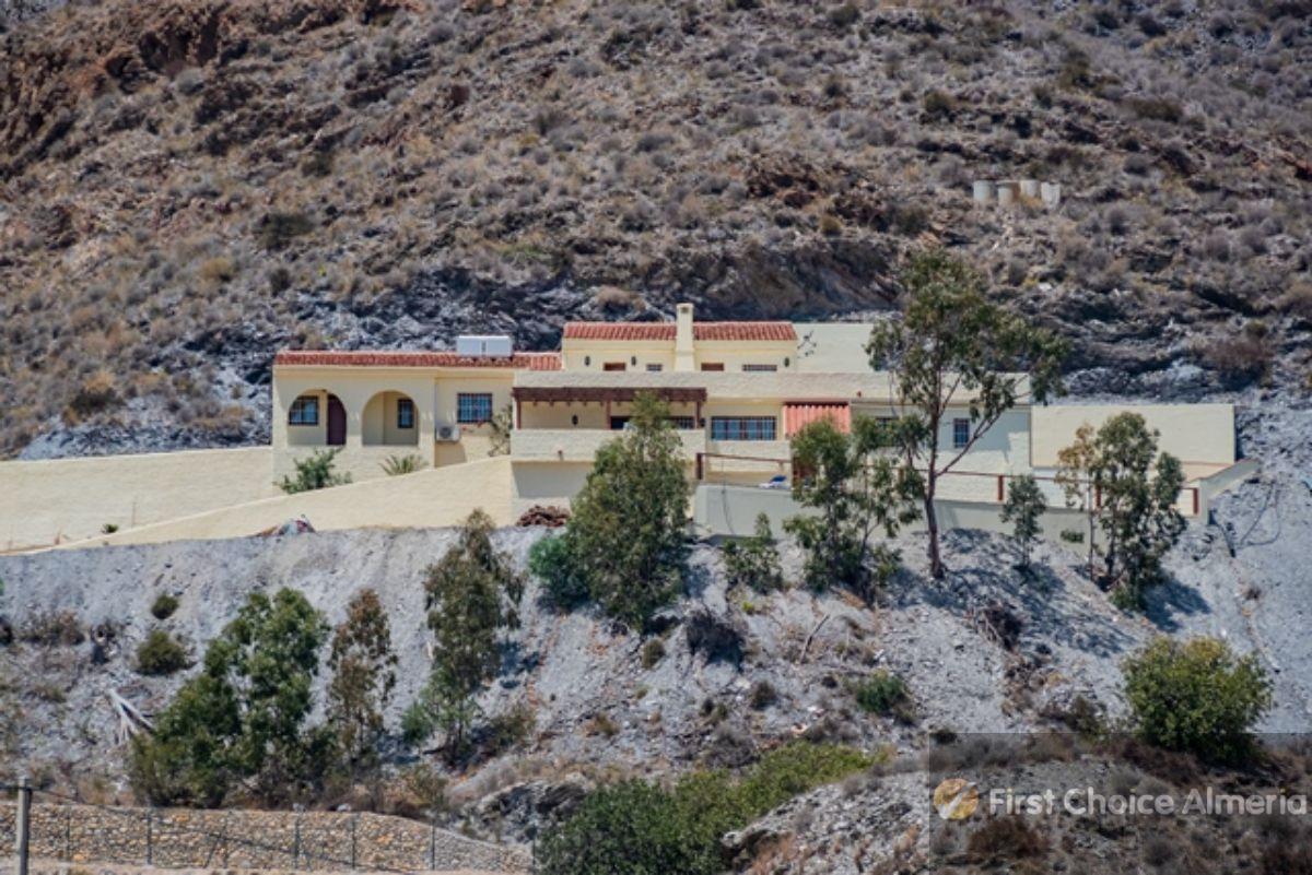 Venta de villa en Mojácar