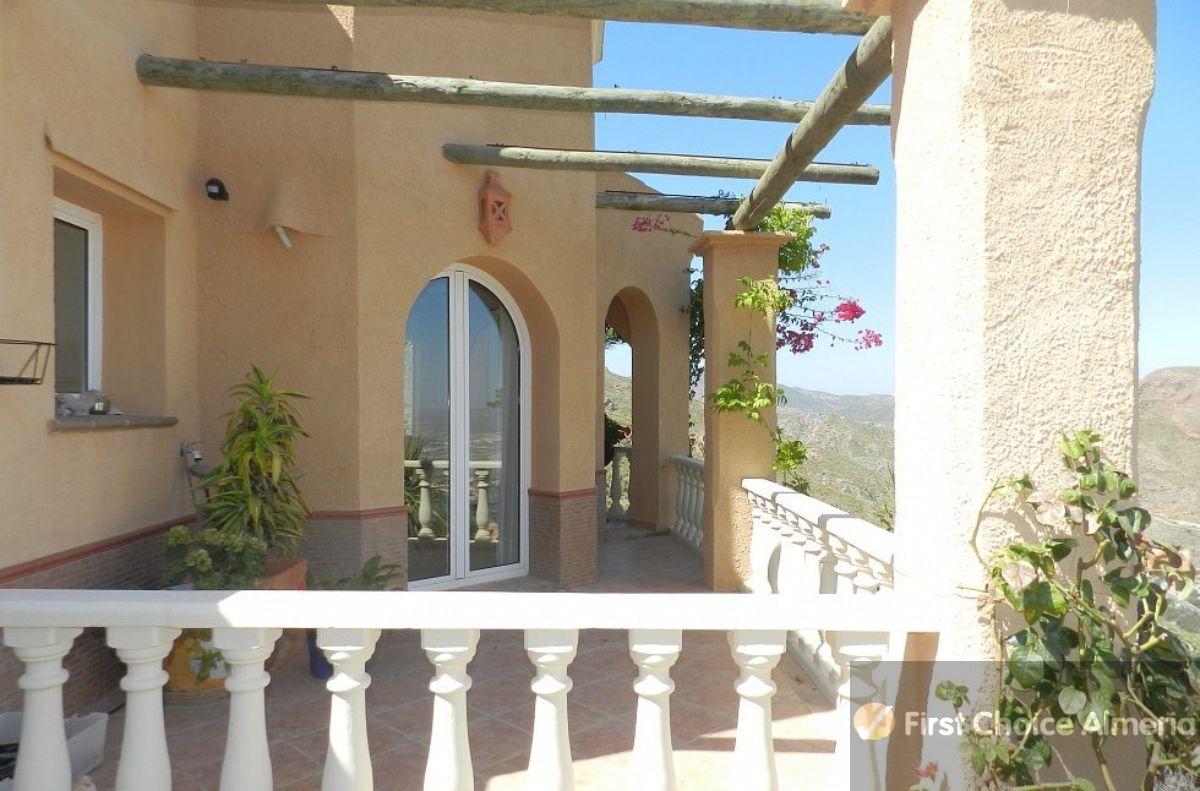 For sale of villa in Turre