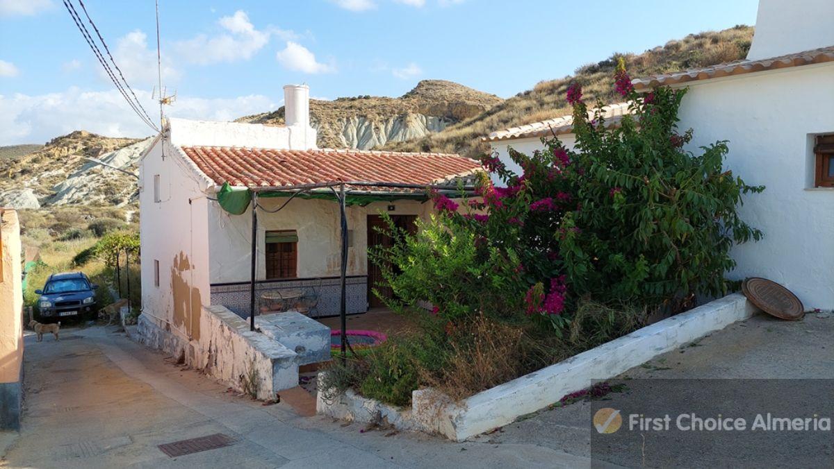 For sale of house in Antas