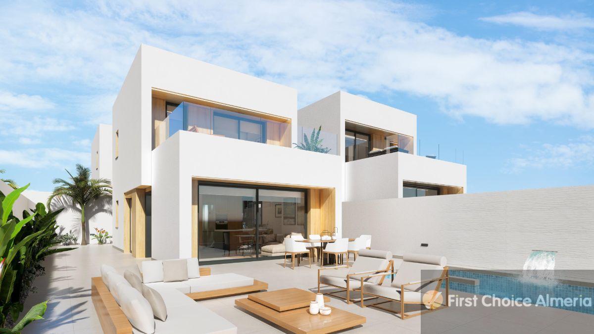 For sale of villa in Águilas