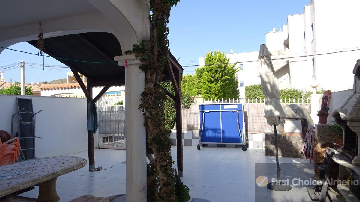 For sale of villa in San Juan de los Terreros