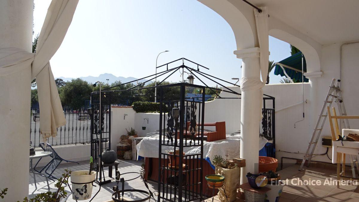 For sale of villa in San Juan de los Terreros