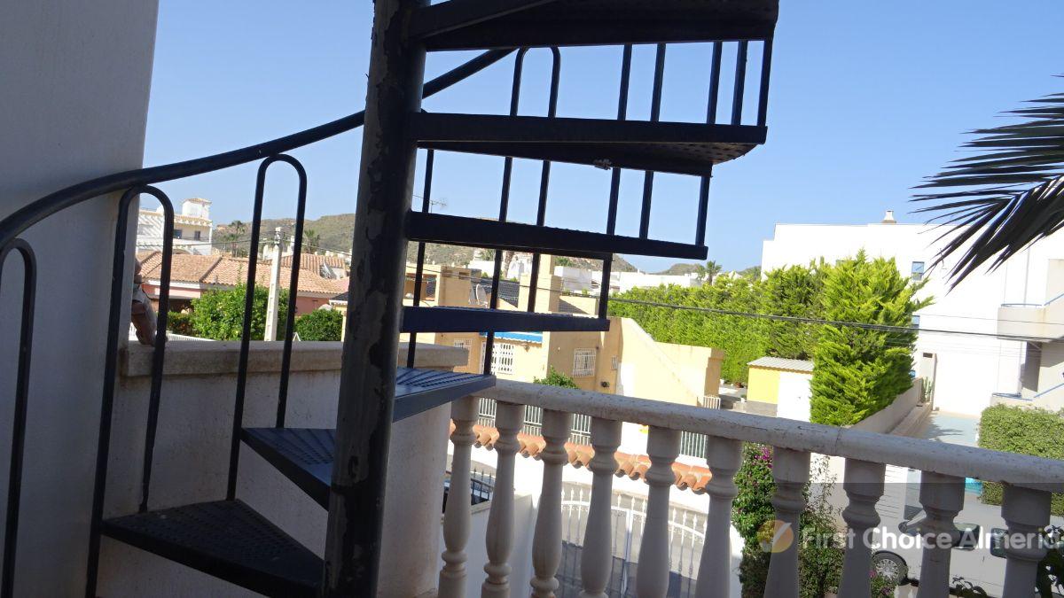 For sale of villa in San Juan de los Terreros