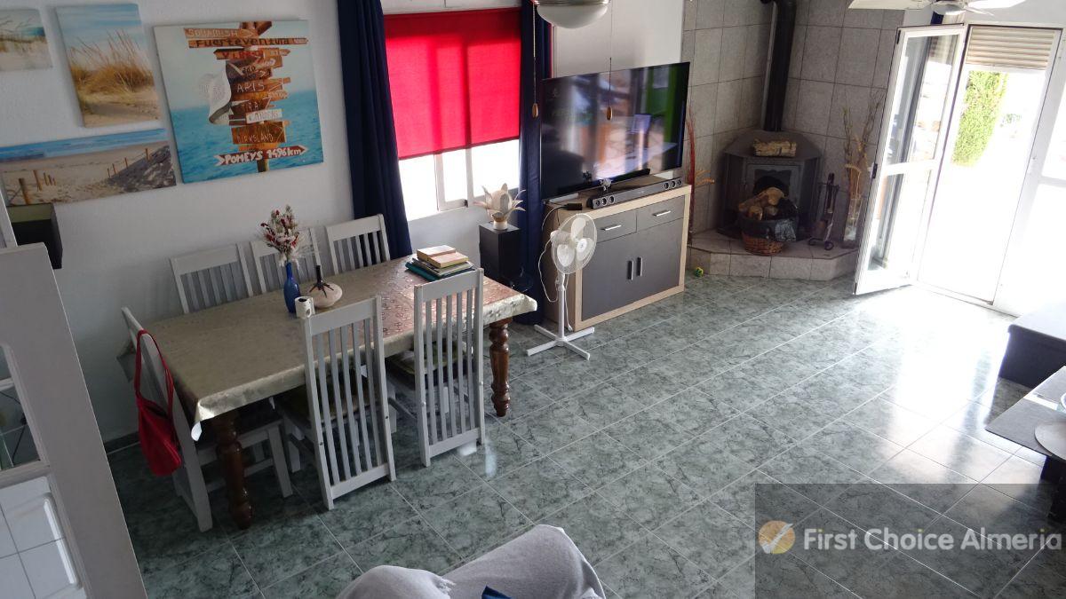 For sale of villa in San Juan de los Terreros