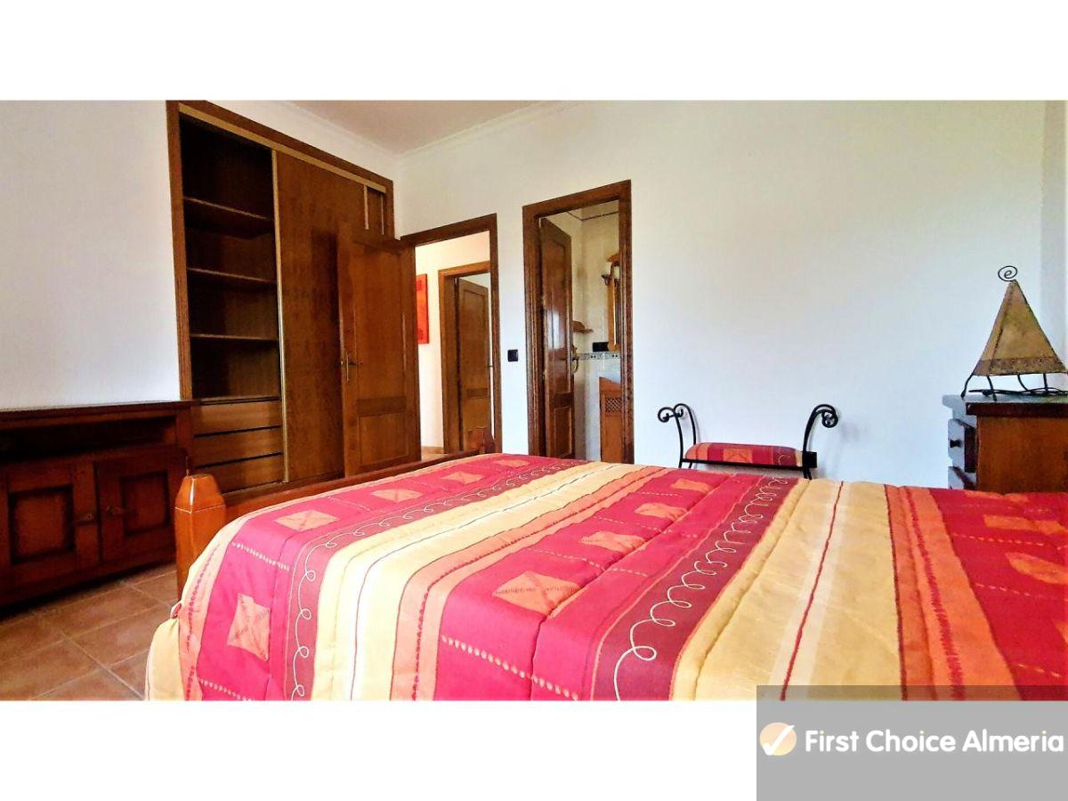 For sale of chalet in Los Gallardos