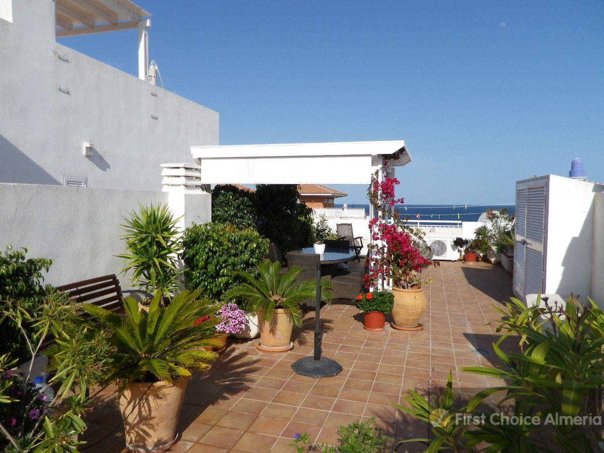 For sale of penthouse in Mojácar