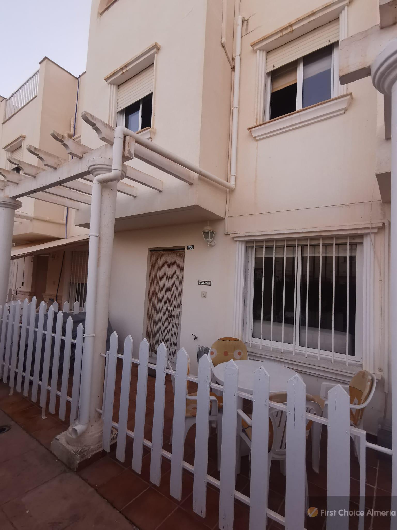 For sale of duplex in Vera