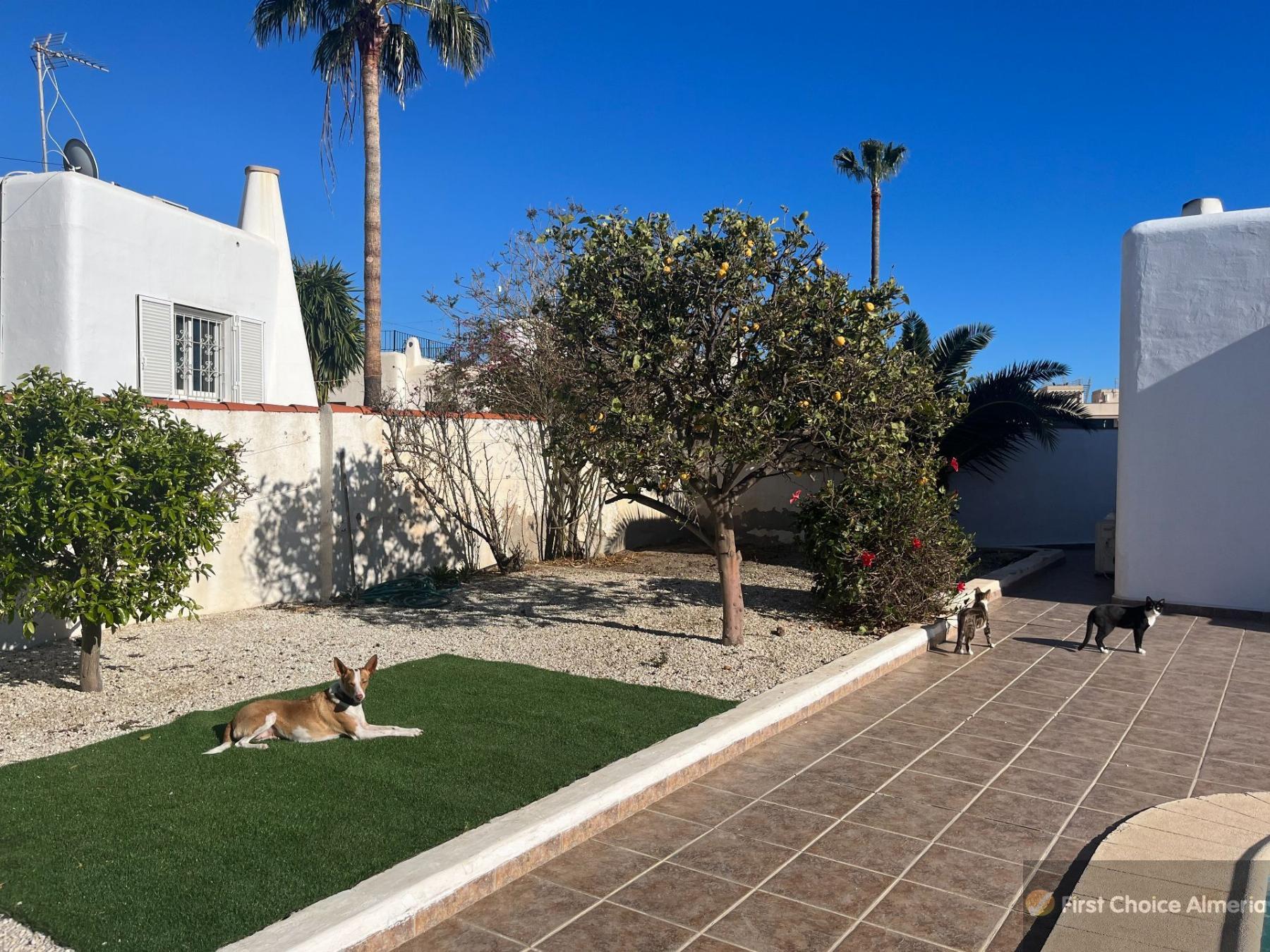For sale of chalet in Cuevas del Almanzora