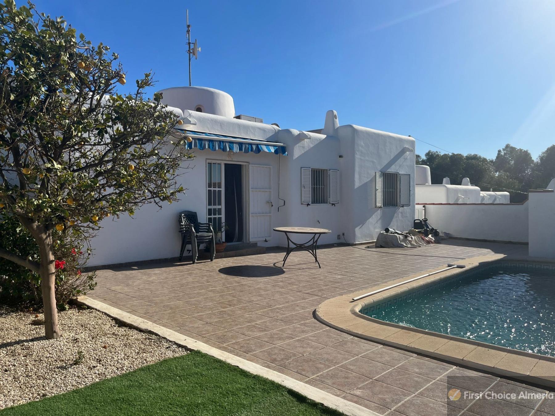 For sale of chalet in Cuevas del Almanzora