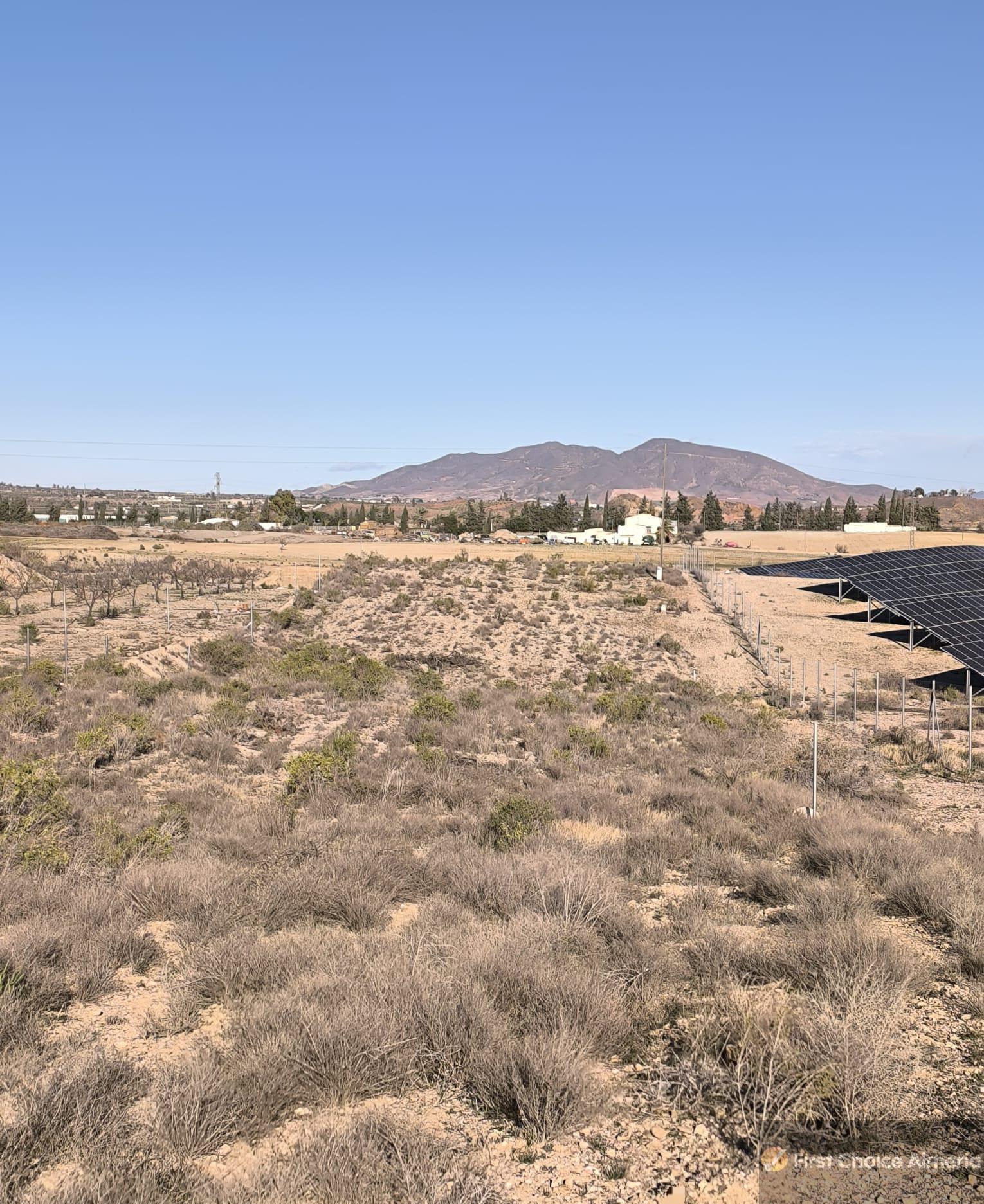 Venta de finca rústica en Huércal-Overa