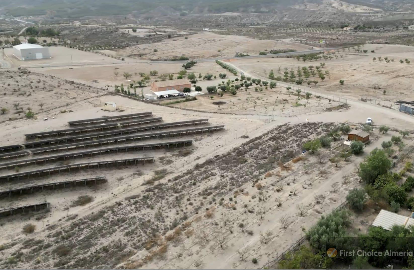 Venta de finca rústica en Huércal-Overa