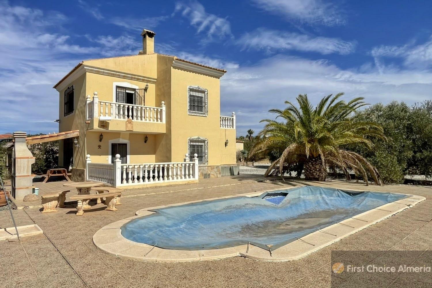 For sale of apartment in Albox