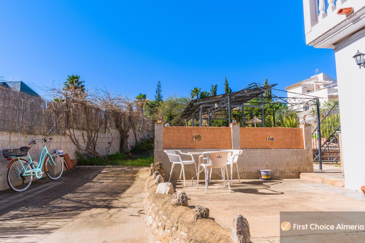 Venta de chalet en Vera