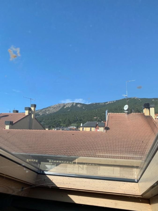 For sale of penthouse in San Lorenzo de El Escorial