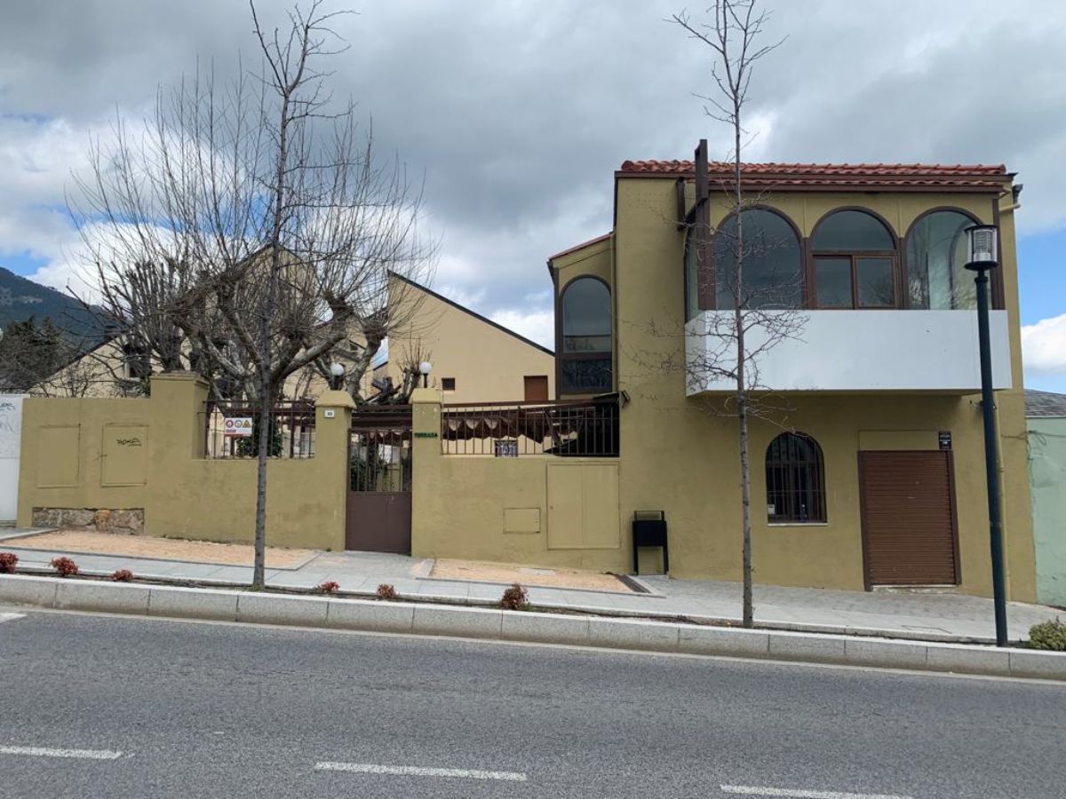 Venta de local comercial en San Lorenzo de El Escorial
