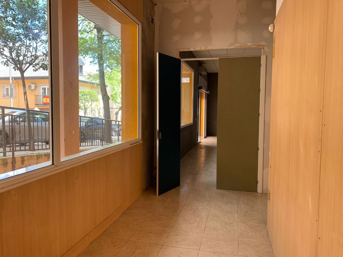 For rent of commercial in San Lorenzo de El Escorial