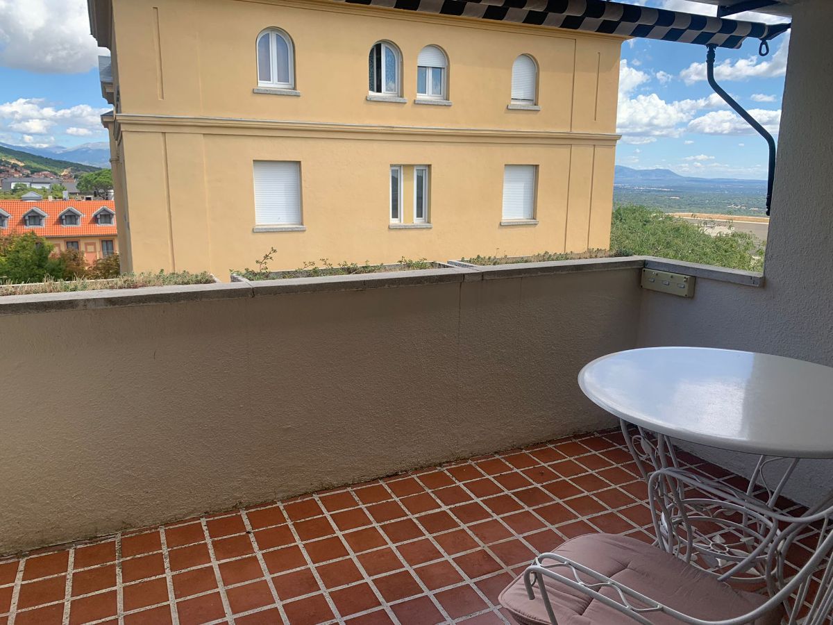 For rent of apartment in San Lorenzo de El Escorial
