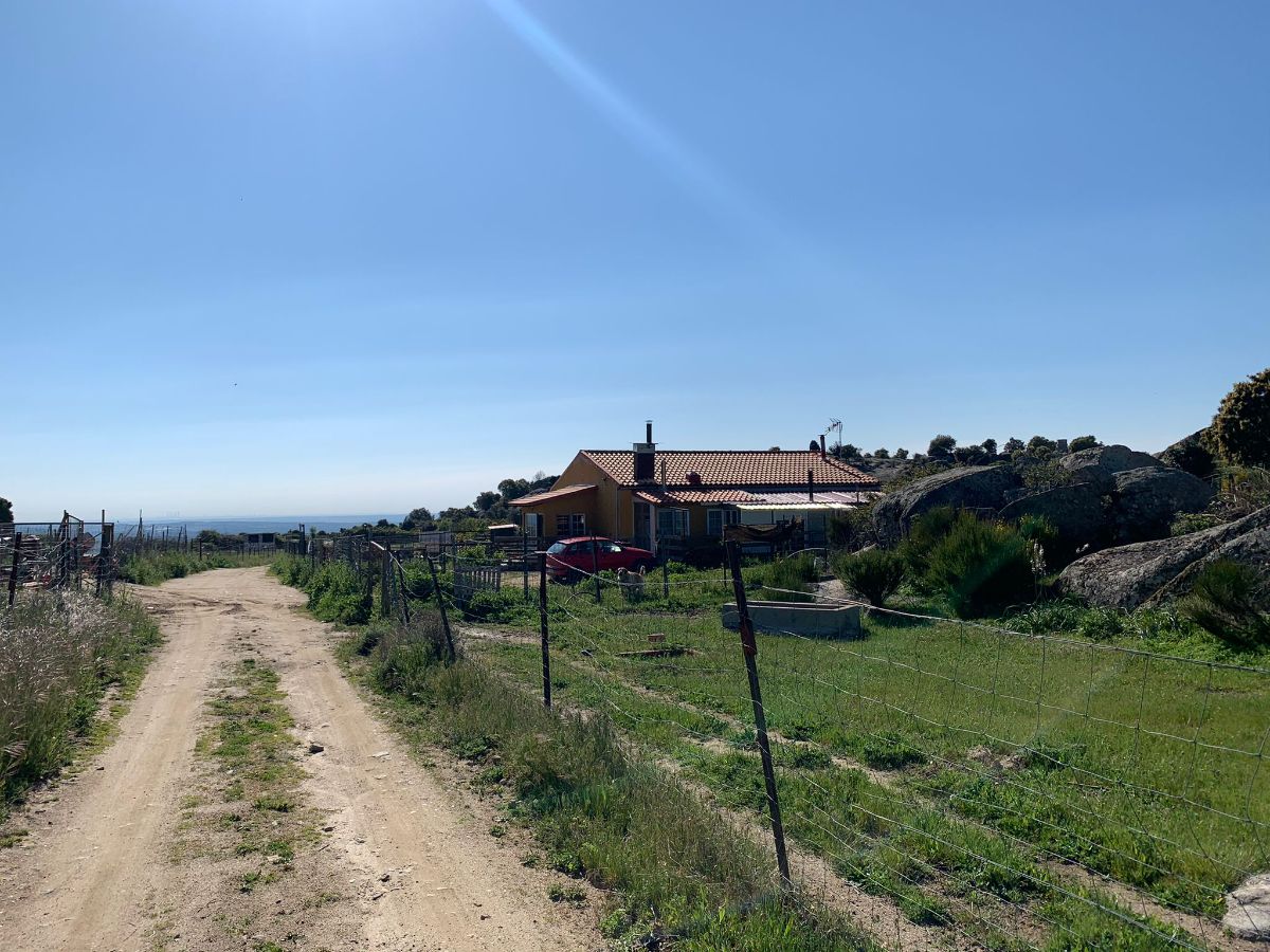 Venta de finca rústica en Robledo de Chavela