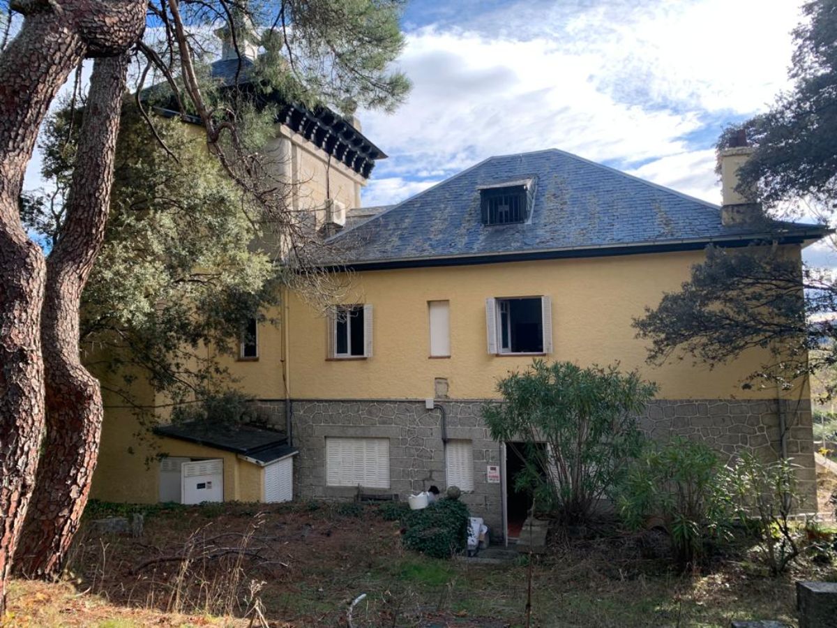 For sale of chalet in San Lorenzo de El Escorial