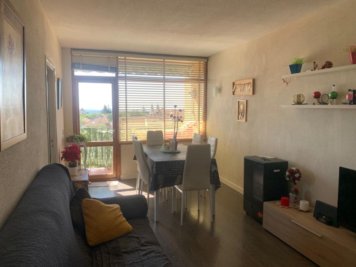For sale of flat in San Lorenzo de El Escorial