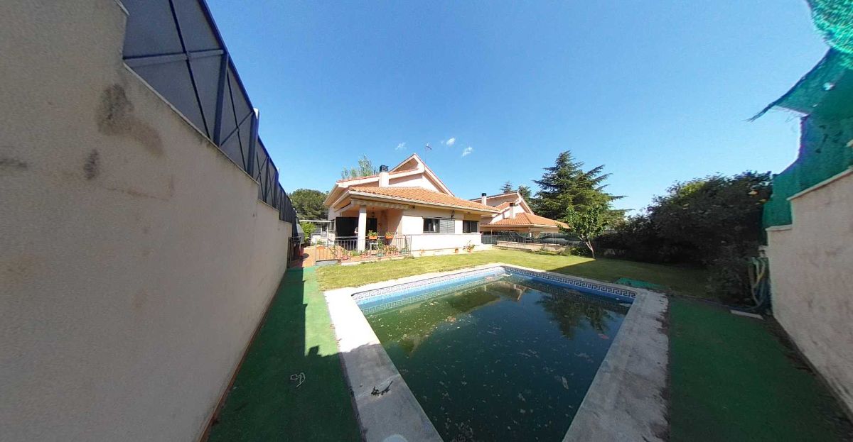 For sale of chalet in San Lorenzo de El Escorial