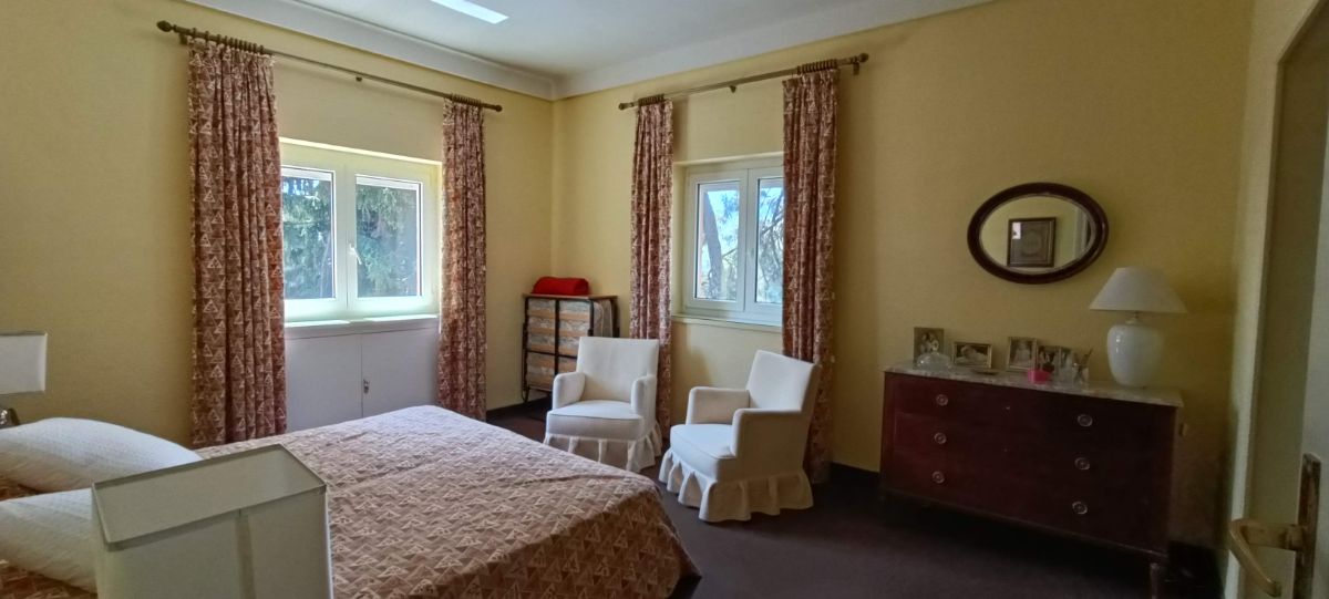 For sale of chalet in San Lorenzo de El Escorial
