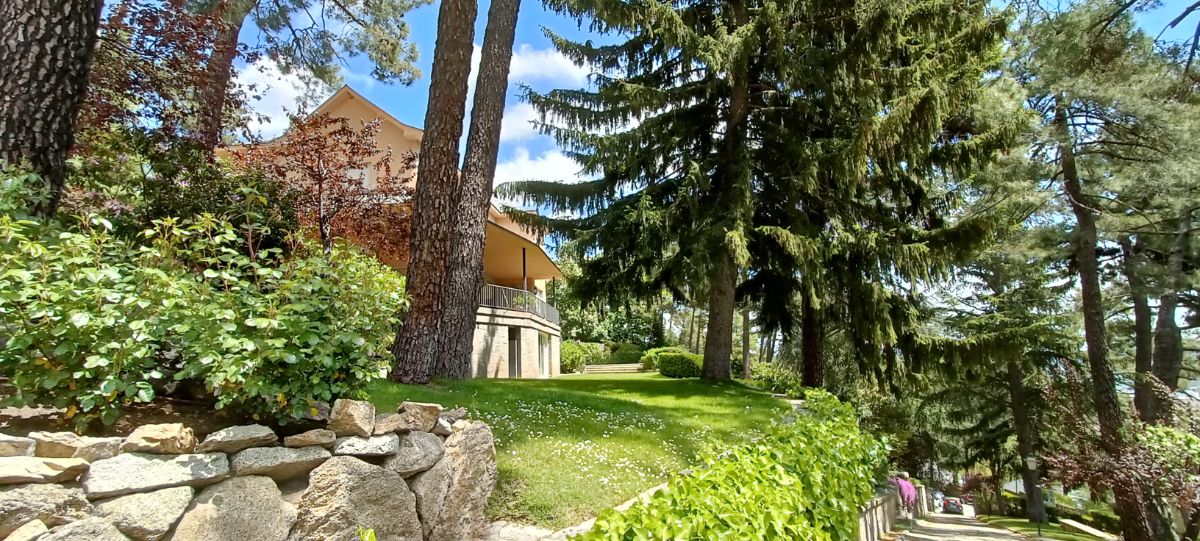 For sale of chalet in San Lorenzo de El Escorial