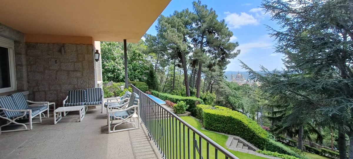 For sale of chalet in San Lorenzo de El Escorial