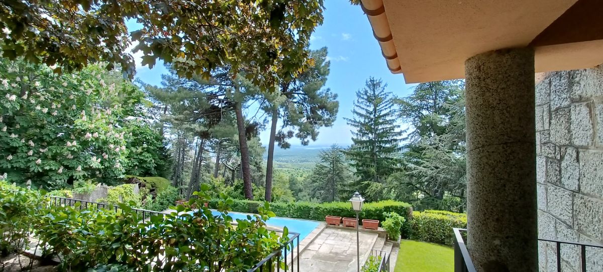 For sale of chalet in San Lorenzo de El Escorial