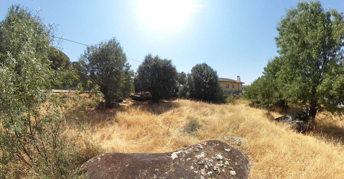 For sale of land in Zarzalejo