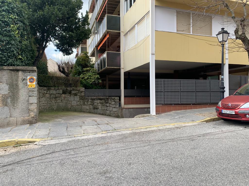 For rent of garage in San Lorenzo de El Escorial