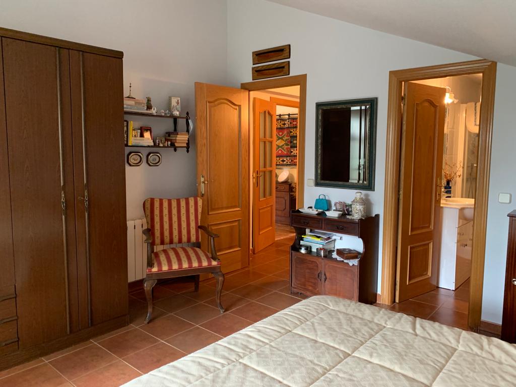 For sale of chalet in Robledo de Chavela
