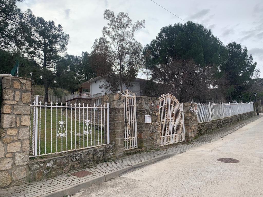 For sale of chalet in Valdemaqueda