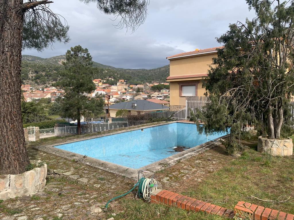 For sale of chalet in Valdemaqueda