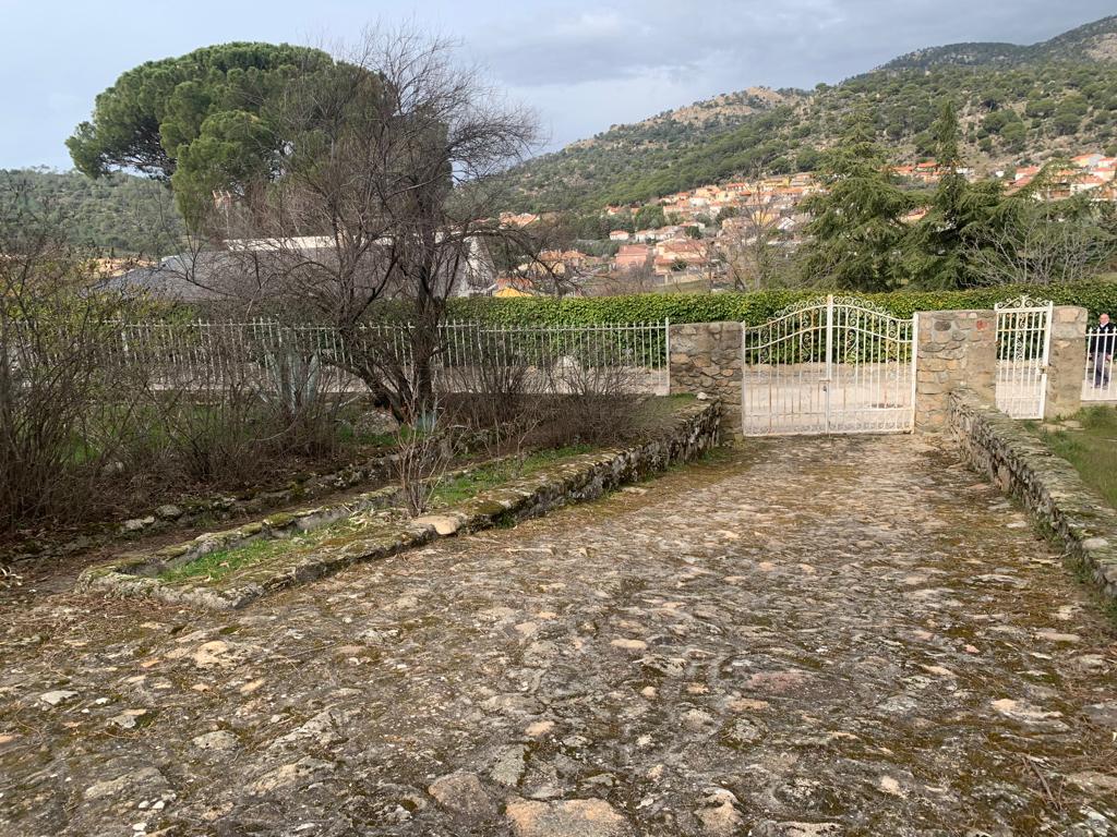 For sale of chalet in Valdemaqueda