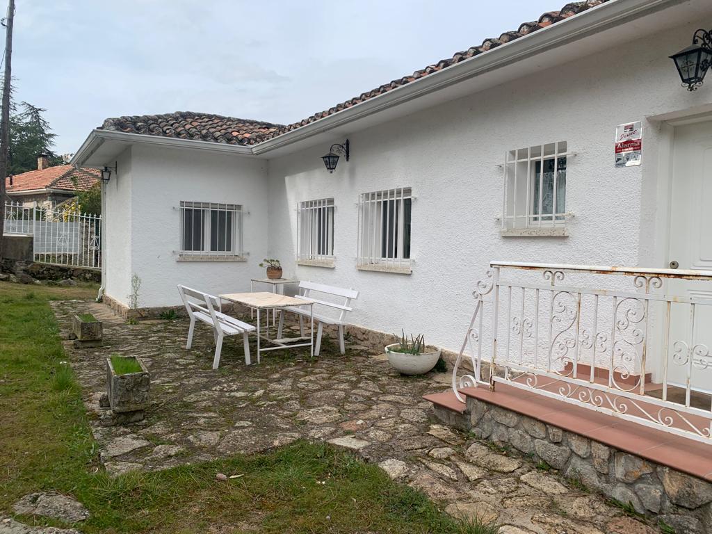 For sale of chalet in Valdemaqueda