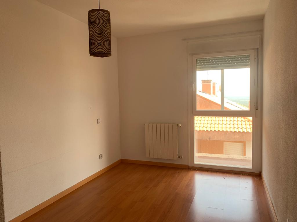 For sale of duplex in San Lorenzo de El Escorial